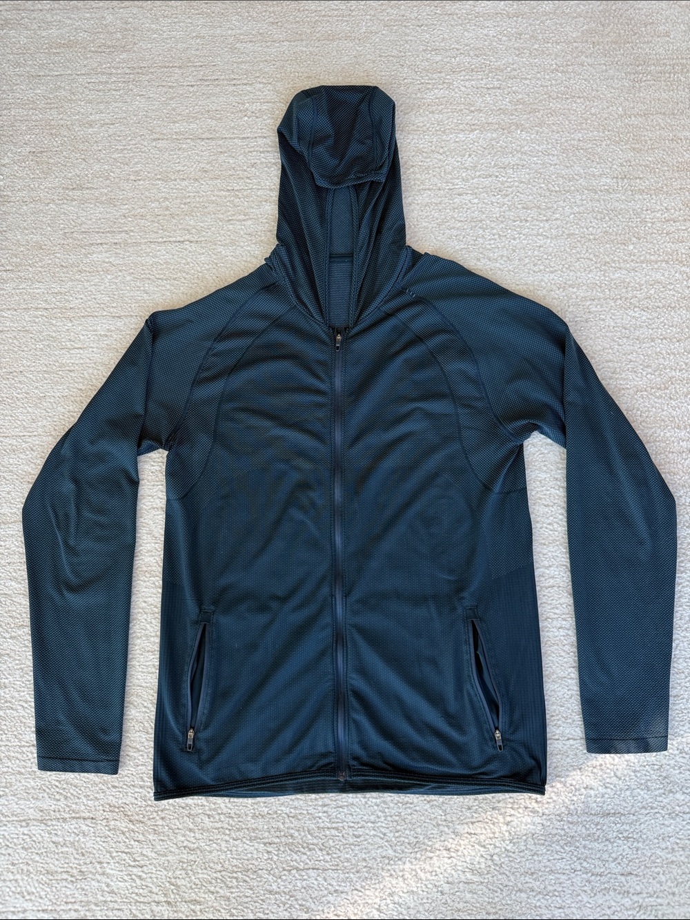 Men’s Lululemon metal vent lightweight zip up hoodie - size M navy blue